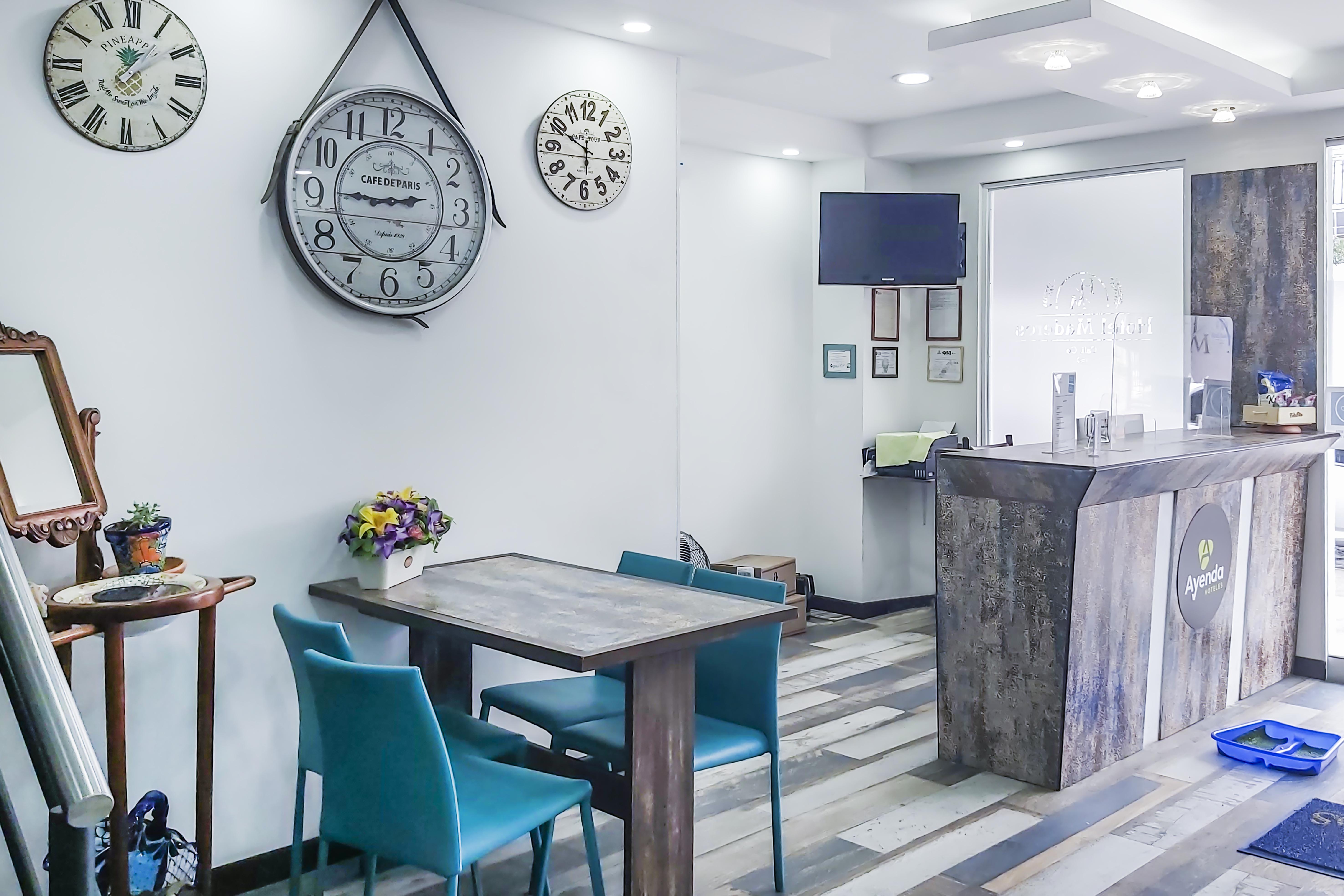 Hotel Los Maderos Кали Экстерьер фото