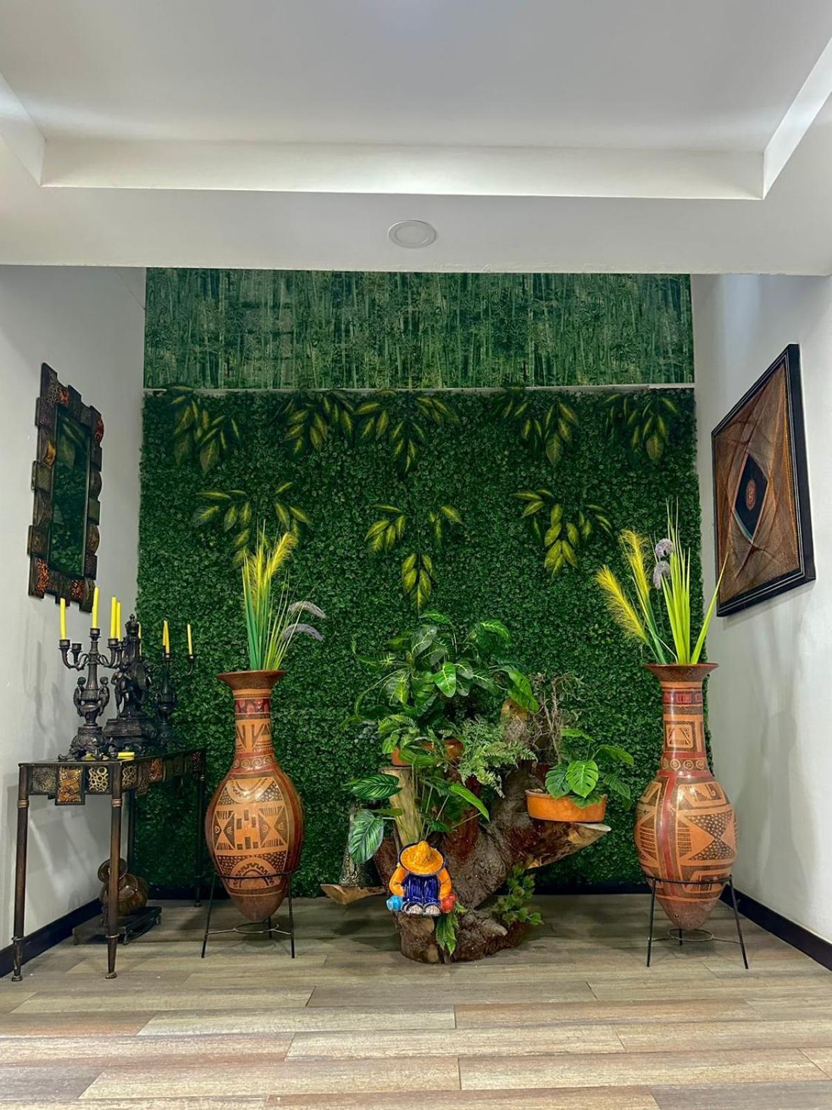 Hotel Los Maderos Кали Экстерьер фото